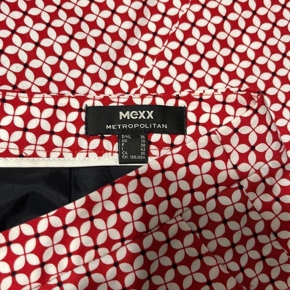 Dresses 3 for $50
Women's MEXX Red Geometric Lined Suit Blazer 4 Lined Shirt 6 - Picture 4 of 5